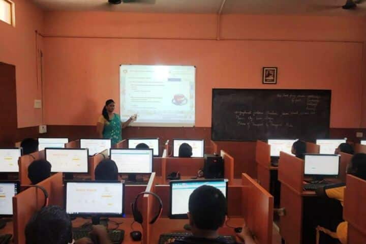 Carmel Public School-Language Lab