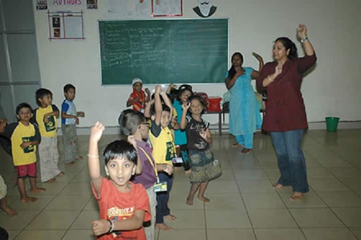 Pincushion Montessori International School-Dance