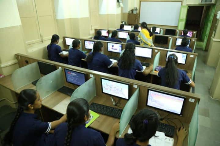 "St Anns High School-Computer class"