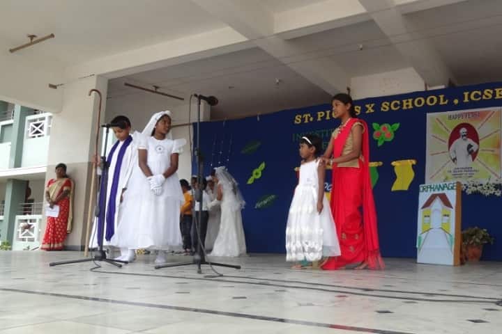 St Pious X School-Fancy Dress