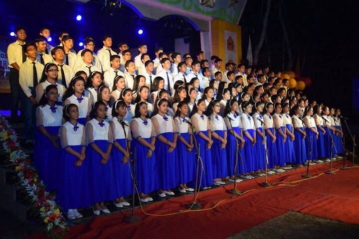 Holy Cross School-Singing