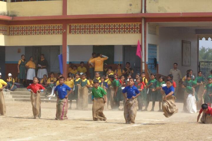 Holy Cross Convent School-Games