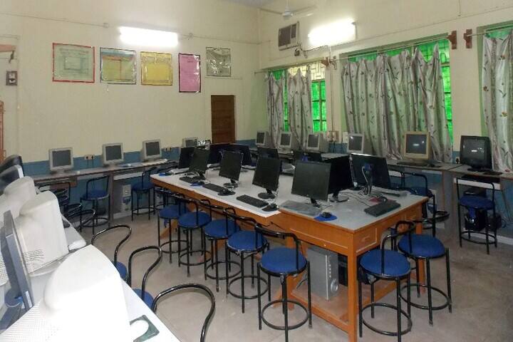 Christ The King School-ComputerLab