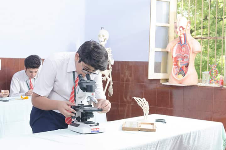Christ The King College-Biology Lab