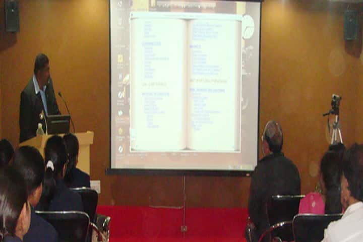 Modern Public School-Classroom Smart