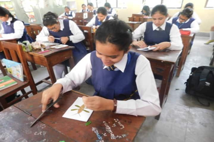 La Martiniere Girls College-Art And Craft