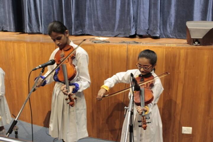 La Martiniere Girls College-Music Activity