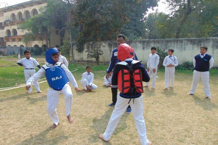 Colvin Taluqdars College-Taekwondo
