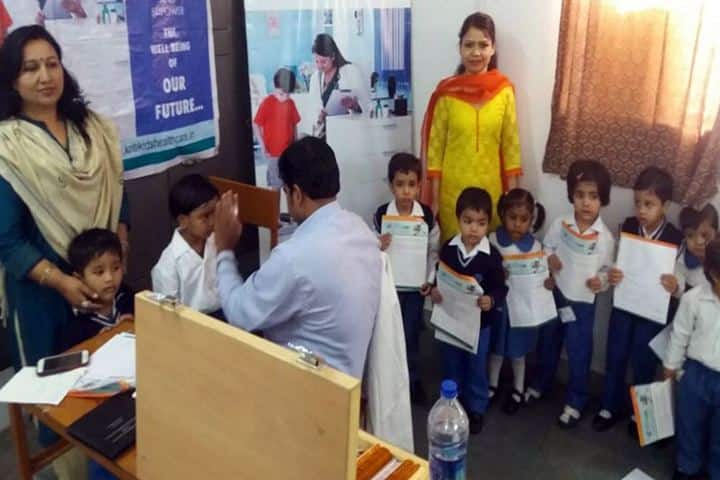City Montessori Inter College-Medical Check up
