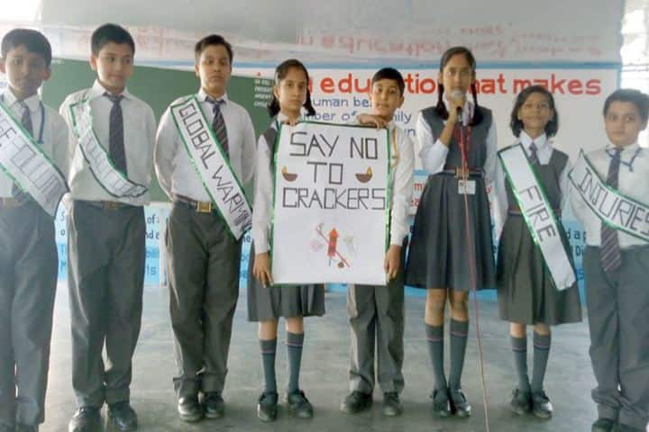 City Montessori Inter College-Presentation on Say No to Crackers