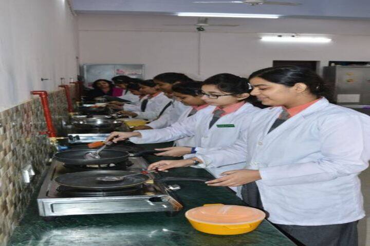 Emma Thompson School-Home Science