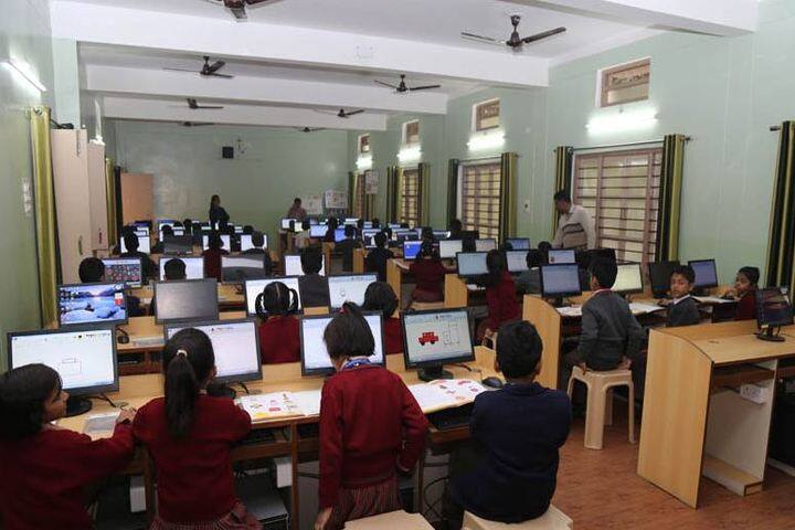 St Johns School-Computer Lab