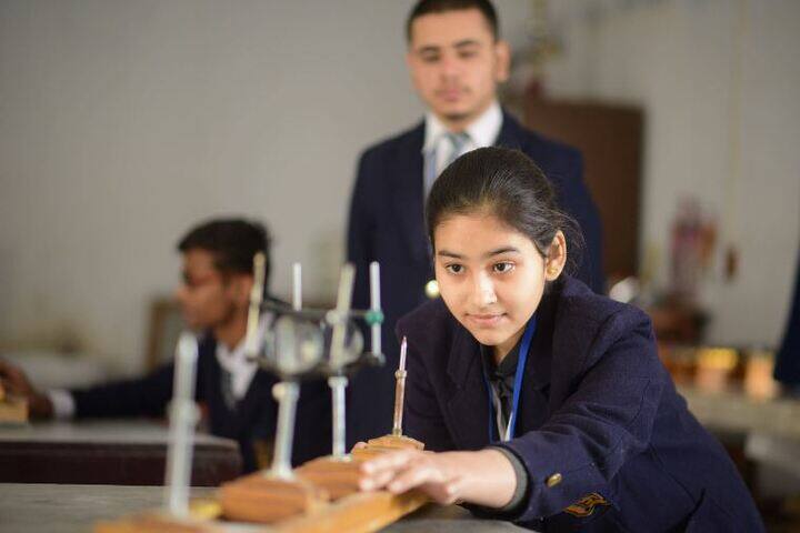 United Public School-Physics Lab