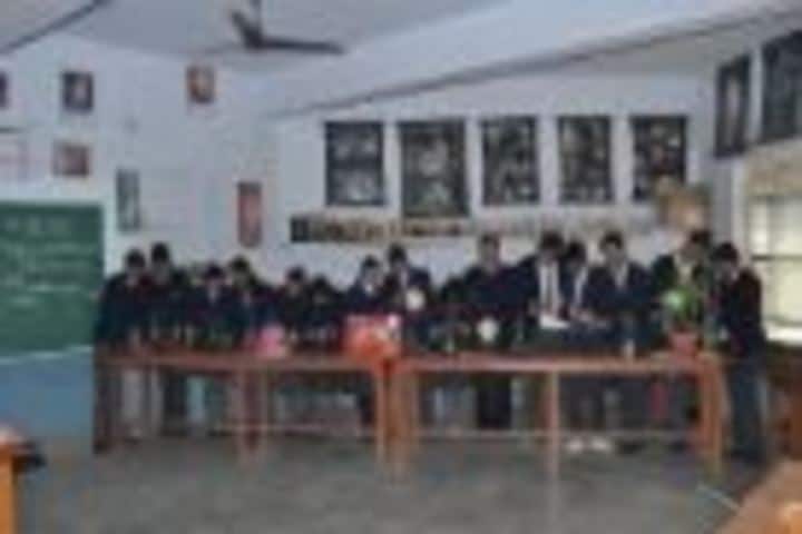 C P Vidya Niketan-Science Lab