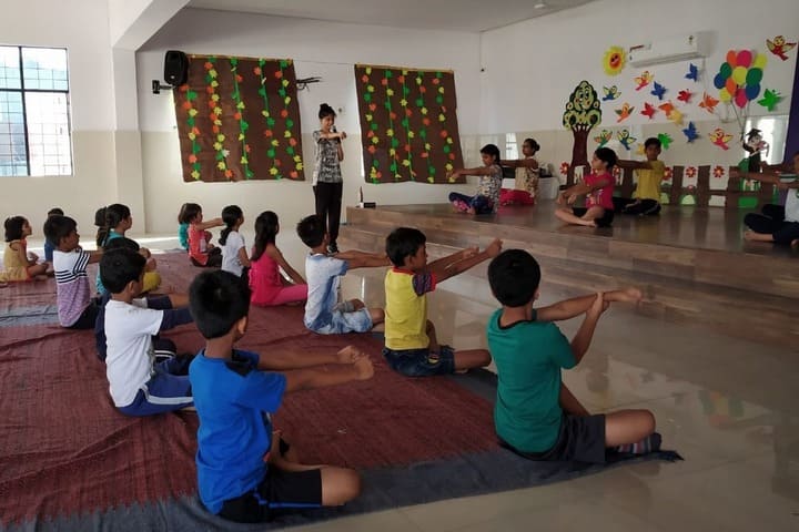 Scholars Home-Yoga