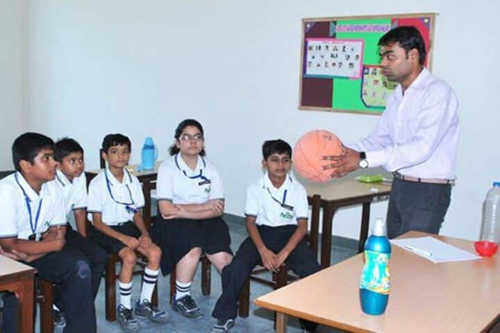 Nurture International School-Lab