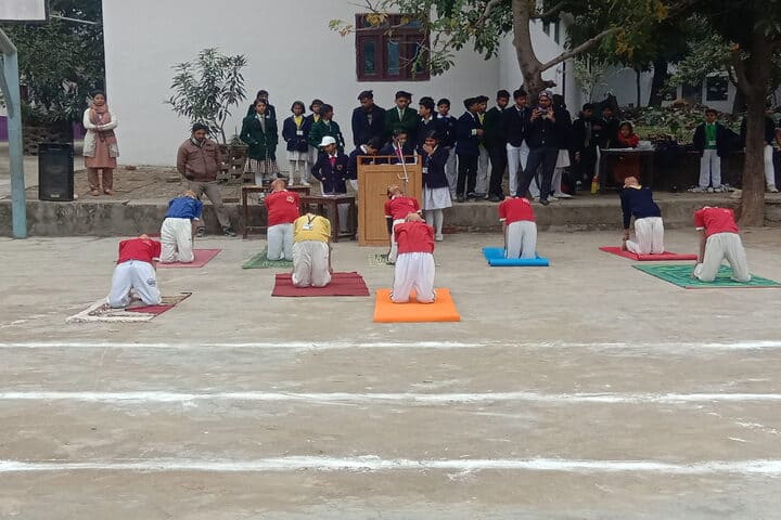 Barrows Blue Bells School-Yoga Activity