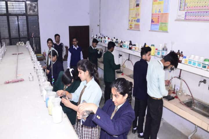 Barrows Blue Bells School-Science Lab