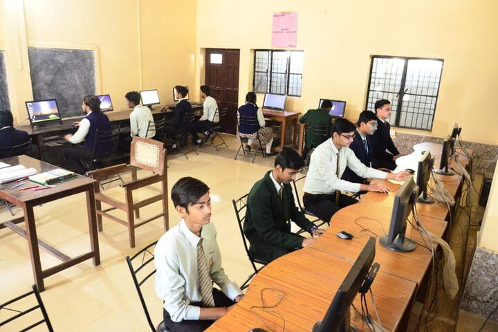 Barrows Blue Bells School-Computer Lab