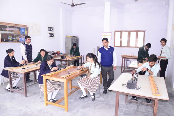 Barrows Blue Bells School-Physics Lab