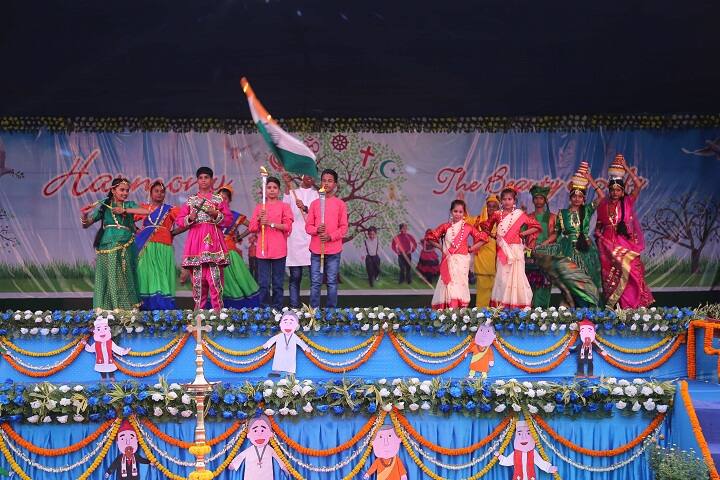 St Johns School-Independence Day Dance