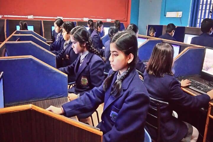Sughar Singh Academy-Computer Lab