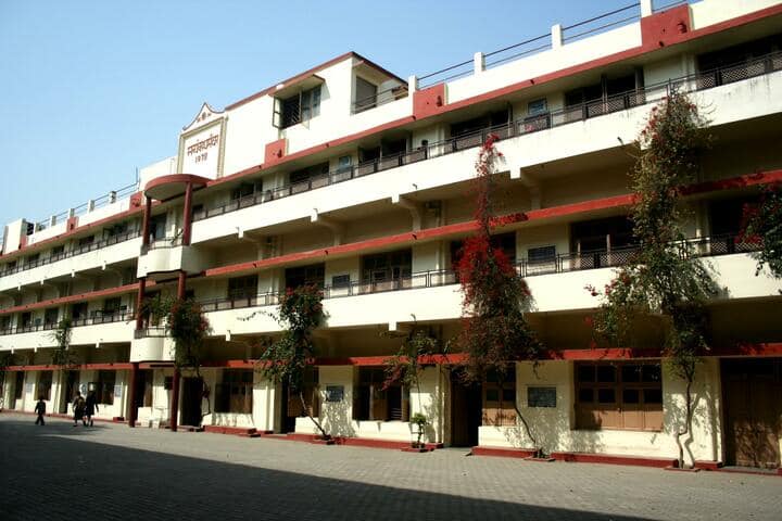 Spring Dale School-Campus