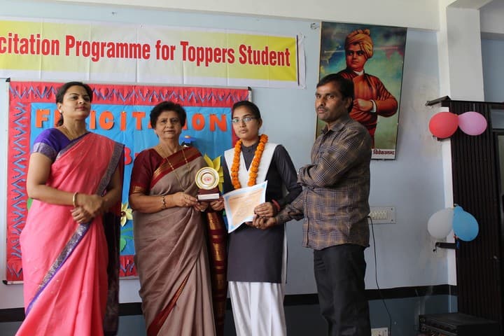 Lucknow Model Public Inter College-Felicitation