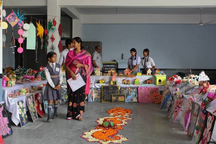 Lucknow Model Public Inter College-School Exhibition