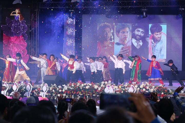 Carver Public School - Dance