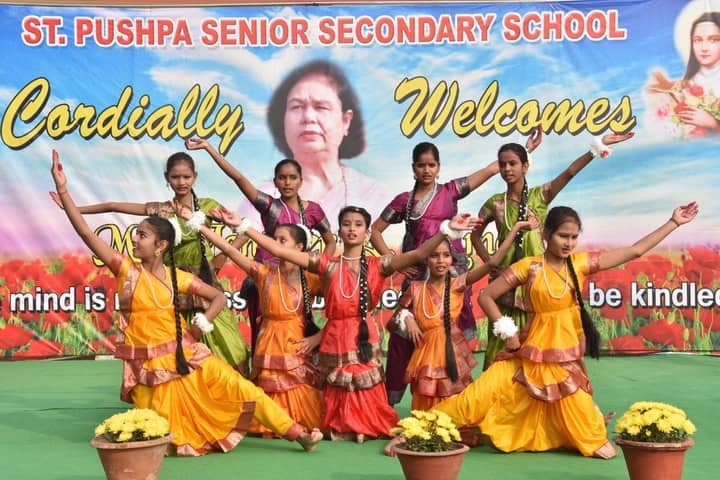 St Pushpa Senior Secondary School-Welcome Dance