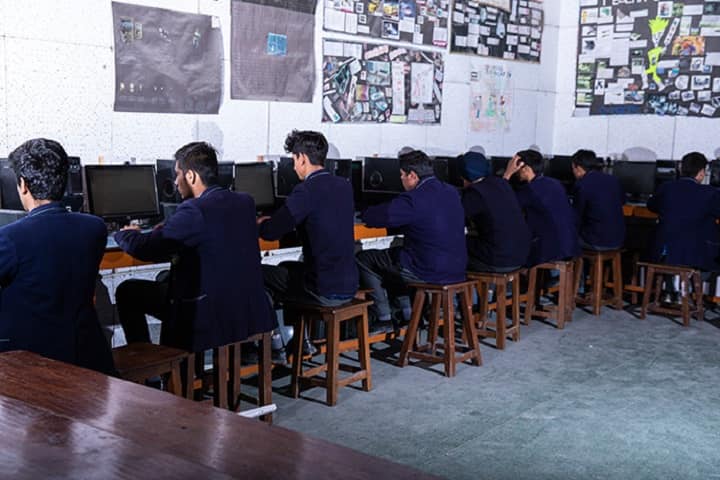 St Josephs College-IT-Lab