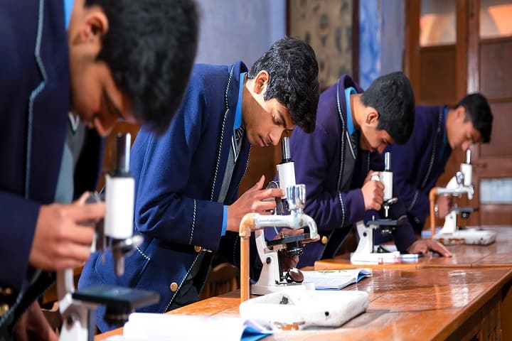 St Josephs College-Laboratory biology