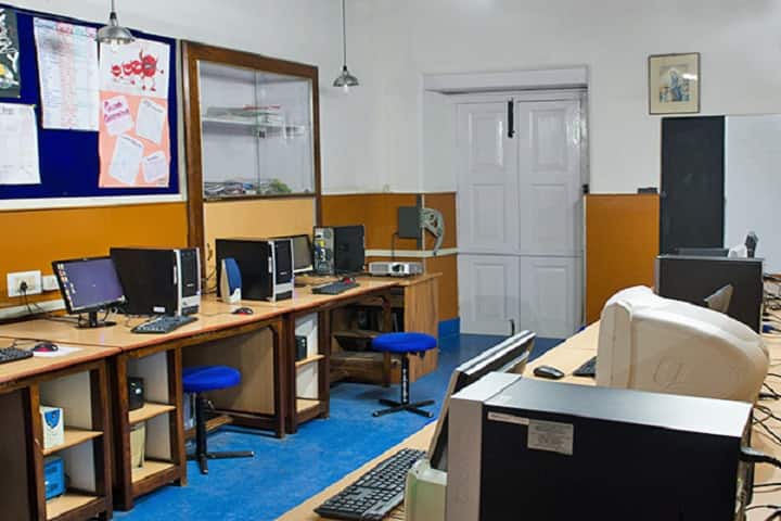 St Marys Convent College-IT-Lab