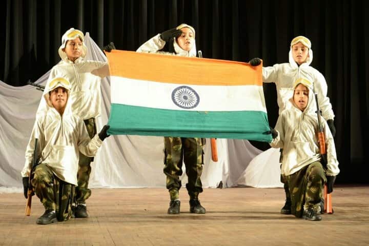 Koormanchal Academy-Independence Day