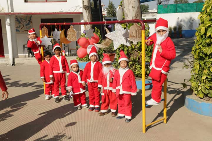 Doon Cambridge School-Christmas Celebration