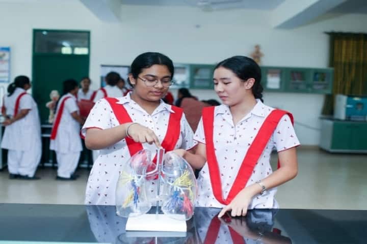 Hopetown Girls School - Biology Lab