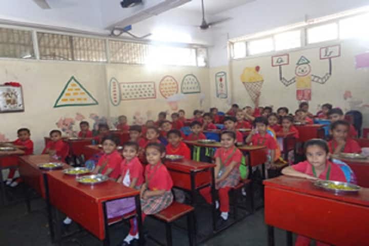 Sabari Vidalaya-Classroom