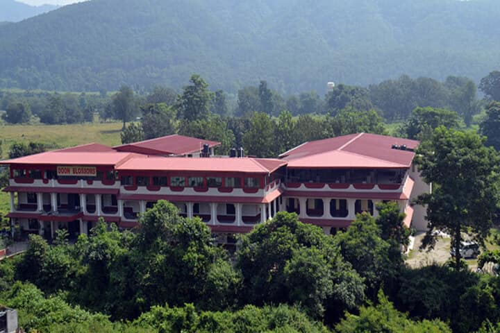 New Doon Blossoms School-Campus