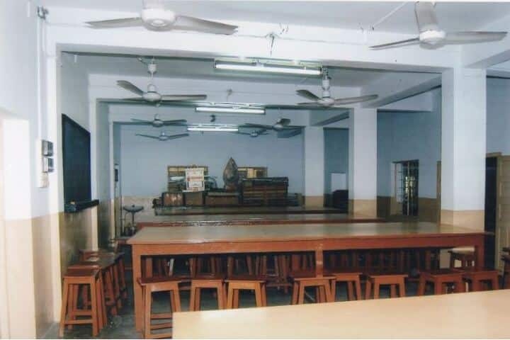 Assembly Of God Church School-Physics Lab
