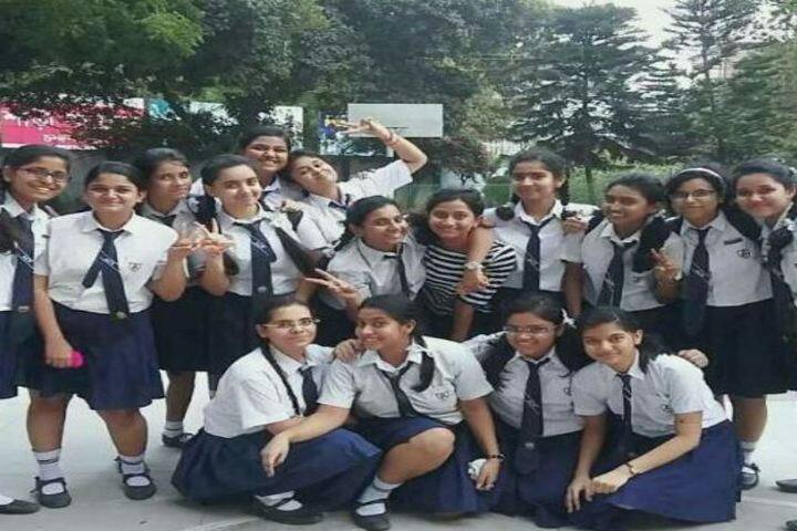 Auxilium Convent School-Students