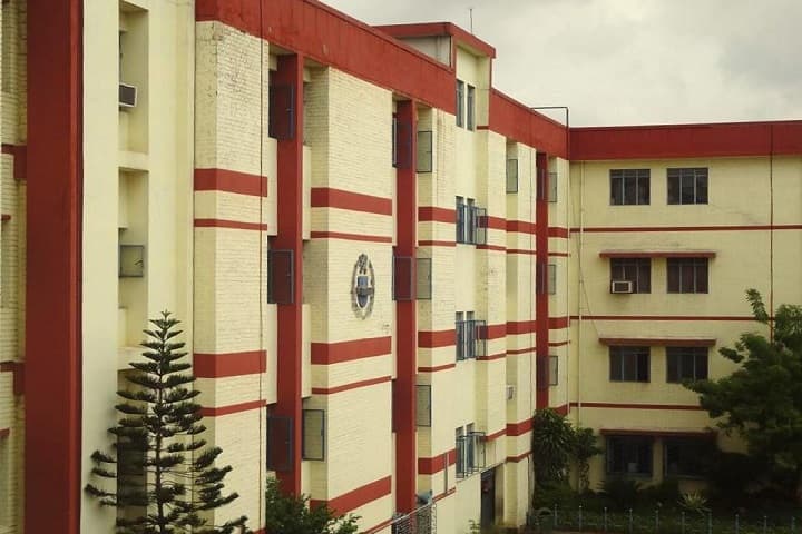 The Frank Anthony Public School-Campus