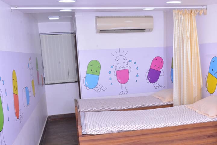 Saifee Golden Jubliee English Public School-Infirmary