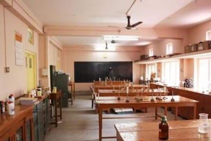Sunrise English Medium School-Chemistry Lab