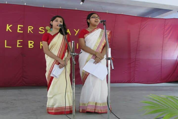 Holy Child School-Singing
