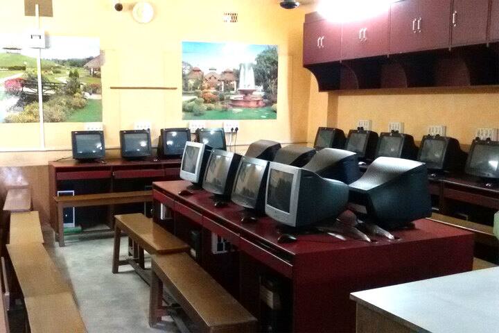 South End Centre School English Medium School-Computer Lab