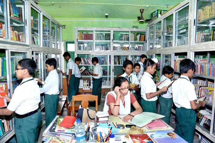 South End Centre School English Medium School-Library