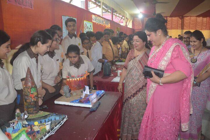 Central Modern School-Exhibition