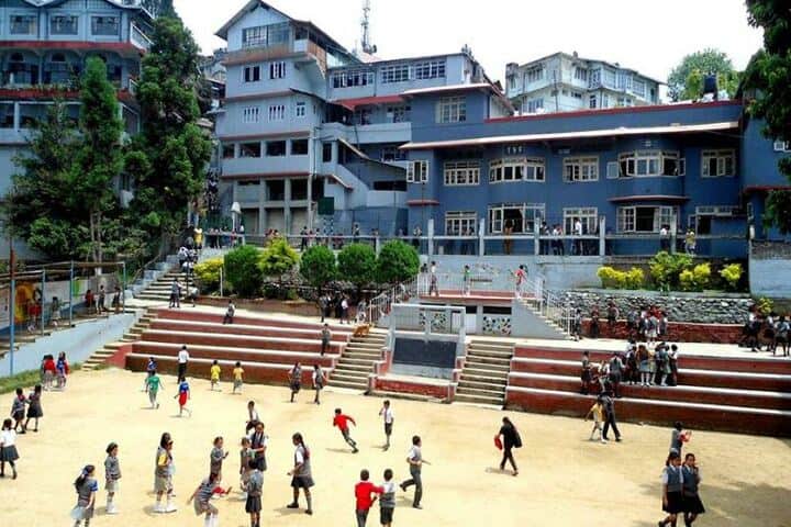 Saptashri Gyanpeeth-School Building