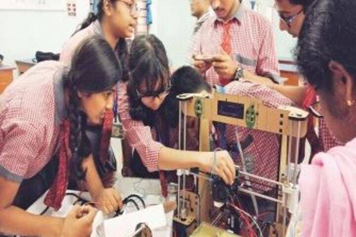 Vidyasagar Shishu Niketan-Physics Lab